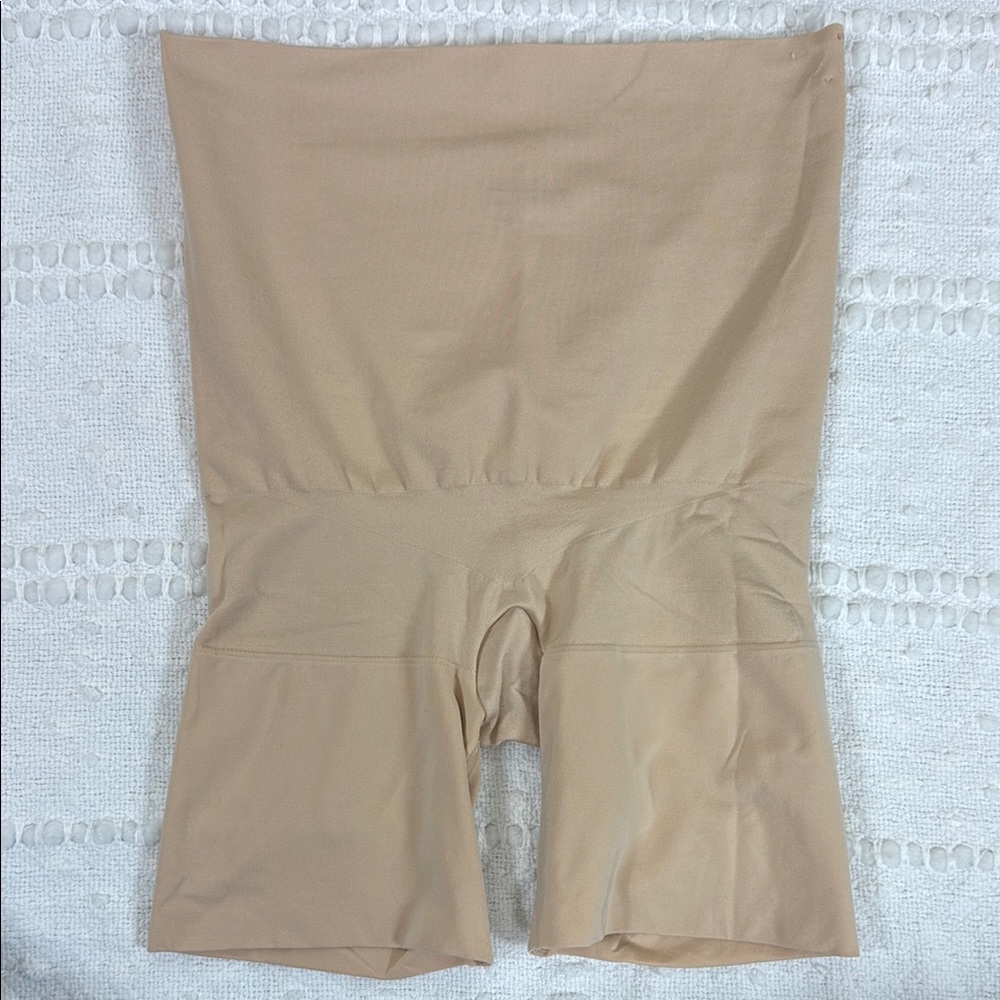 SPANX‎ High-Waisted Shapewear Shorts in Nude